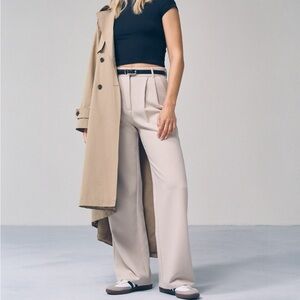 A&F Sloane Tailored Wide Leg Pant in Light Taupe